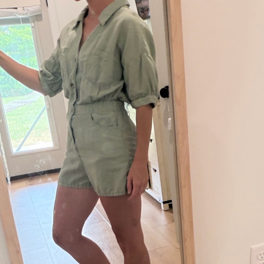 Zara Light Sage Green Skirt
